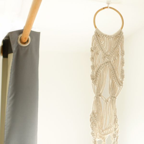Portavasi in Macramè - Lungo con Cerchio in Rattan