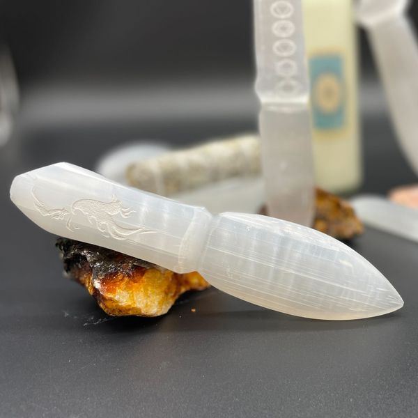 Coltello Cerimoniale in Selenite - Lasciare andare il passato