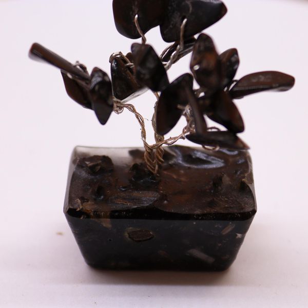 Mini Alberi di Gemme Base in Orgonite 15 Pietre - Agata Nera