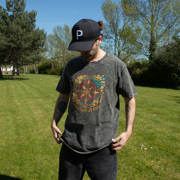 T-Shirt Nomad Sari Effetto Stonewashed