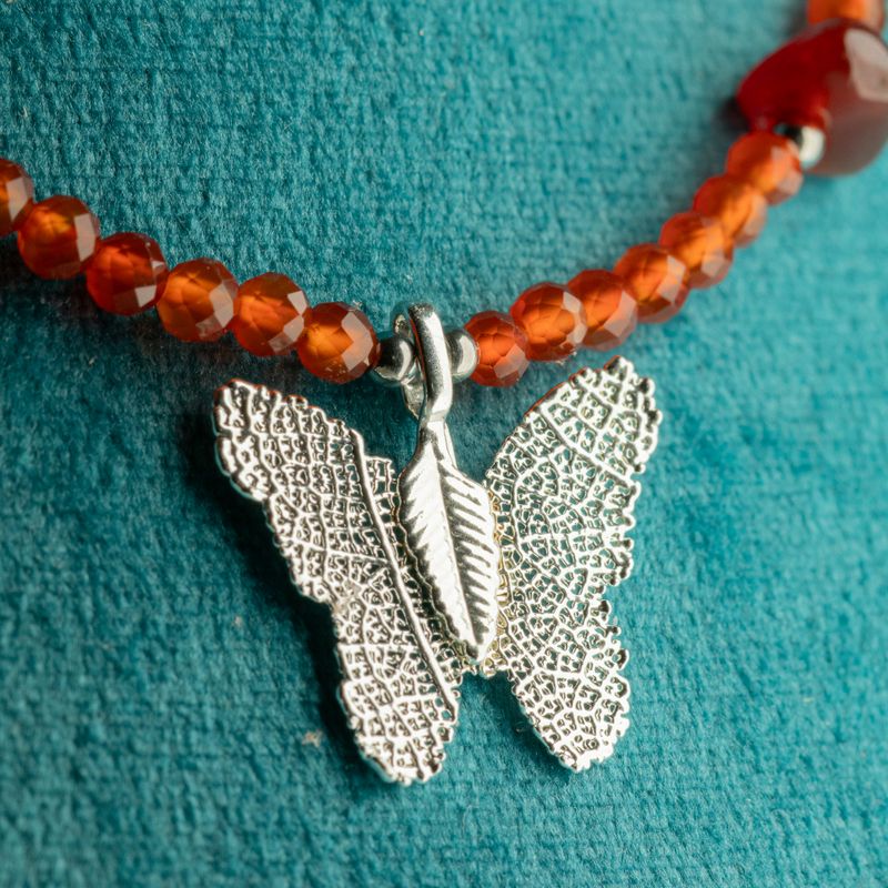 Set di collane con pietre preziose dello Spirito ninfa - Luna di sangue
