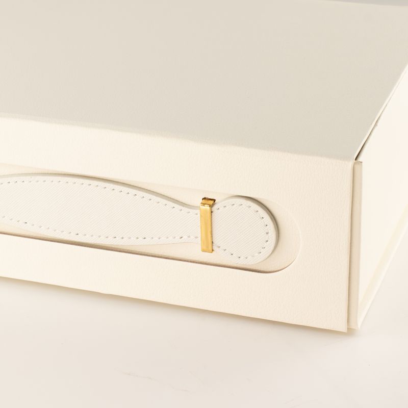 Scatola regalo da montare - Cesto regalo medio (24x18.2x8cm) - Bianco