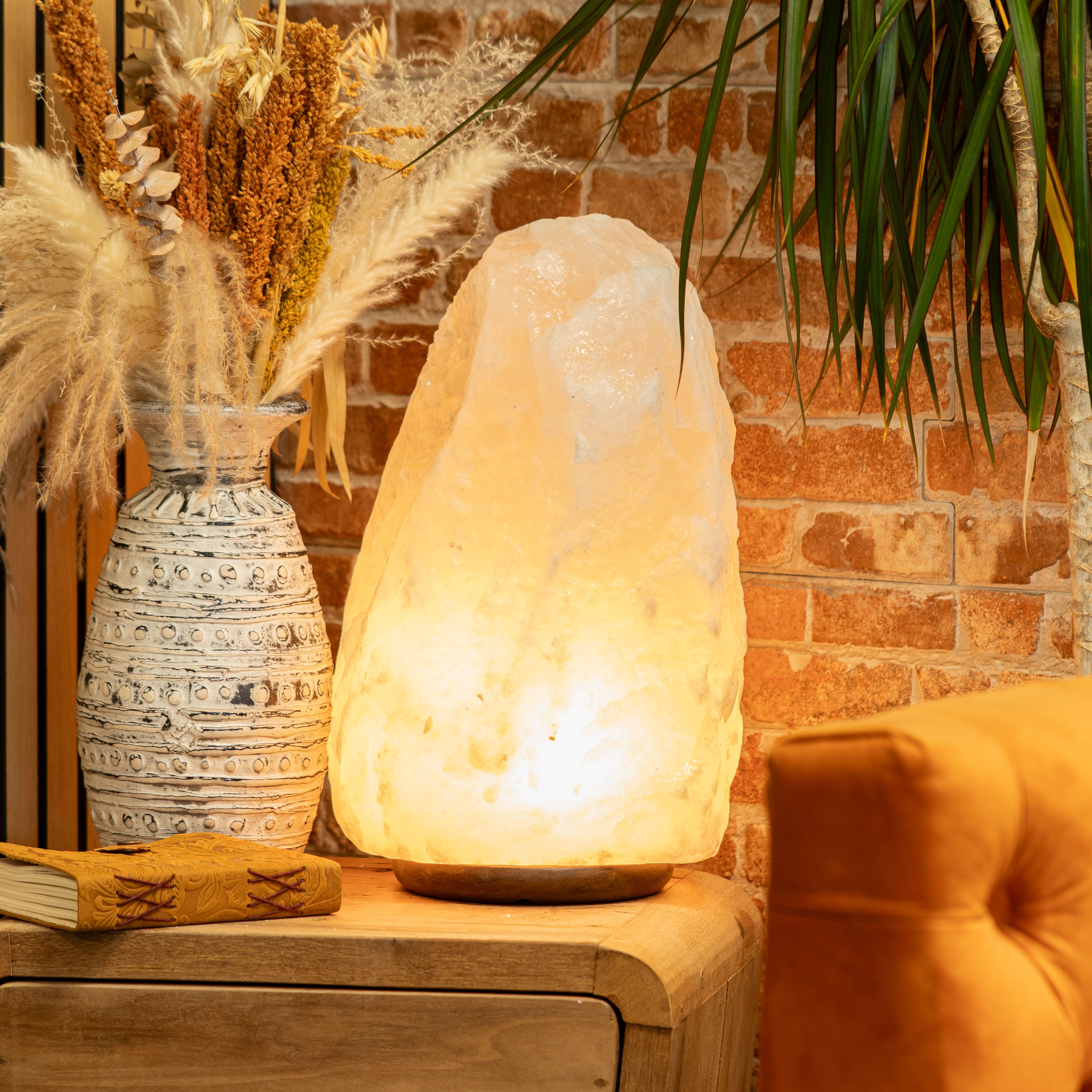 Lampade e Portalumini in Sale dell’Himalaya