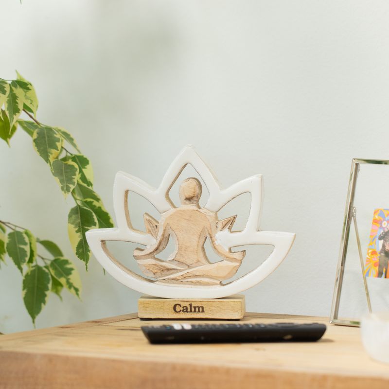 Statuetta Yoga in Legno - Fiore di Loto - Crema - Calma