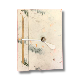 Taccuino Grande in Carta Lokta – Fiori Misti (21x15 cm) – 45 Fogli – con Segnalibro Incluso