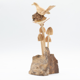 Scultura Artigianale in Legno Parasite - Uccello e Ape sui Funghi