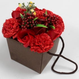 Bouquet di Sapone  - Rose Rosse & Garofani